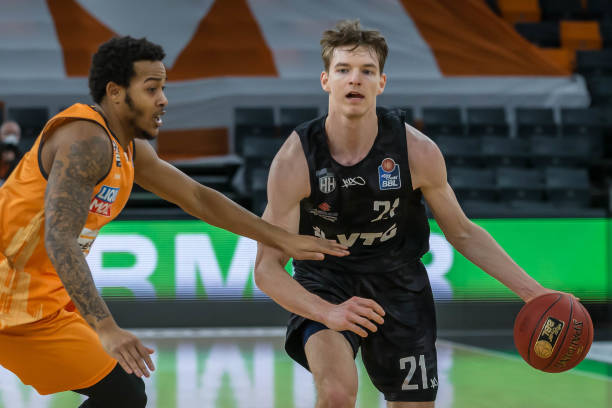 而是基于当 而是基于当