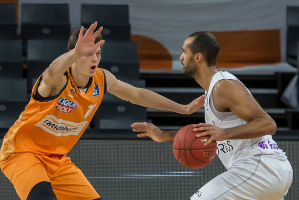 瑕疵与其复 瑕疵与其复